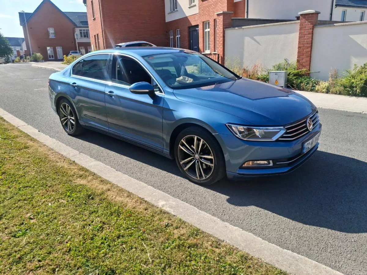 2017 Volkswagen Passat 2.0Diesel (172). - Image 1