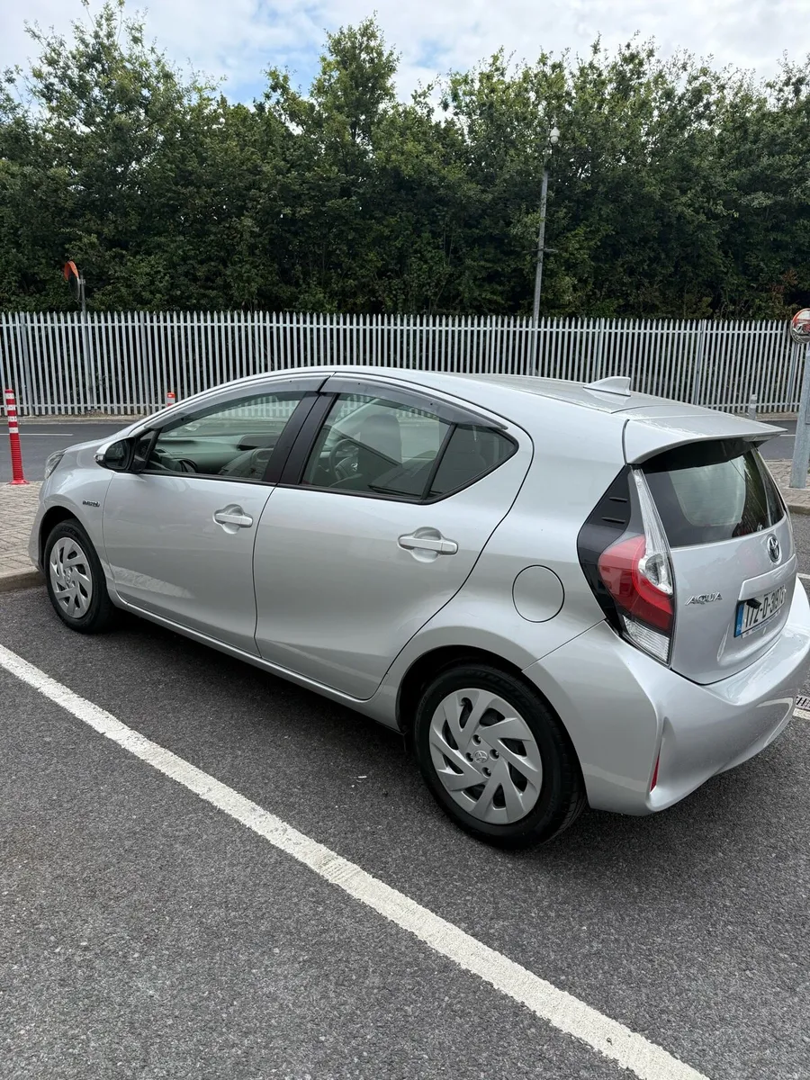 Toyota Aqua 1.5 Hybrid Nct 10/27 Tax 4/27 - Image 4
