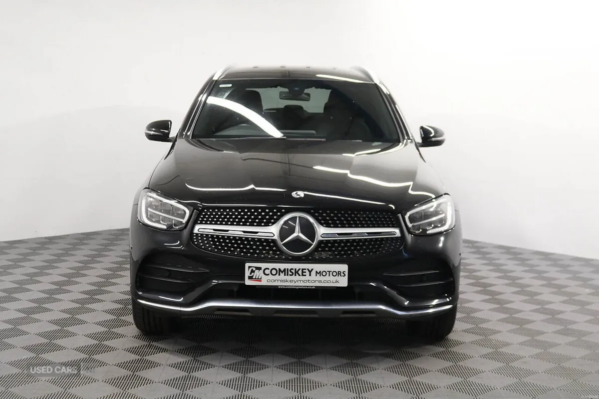 Mercedes-Benz GLC 220d AMG Line - Image 2