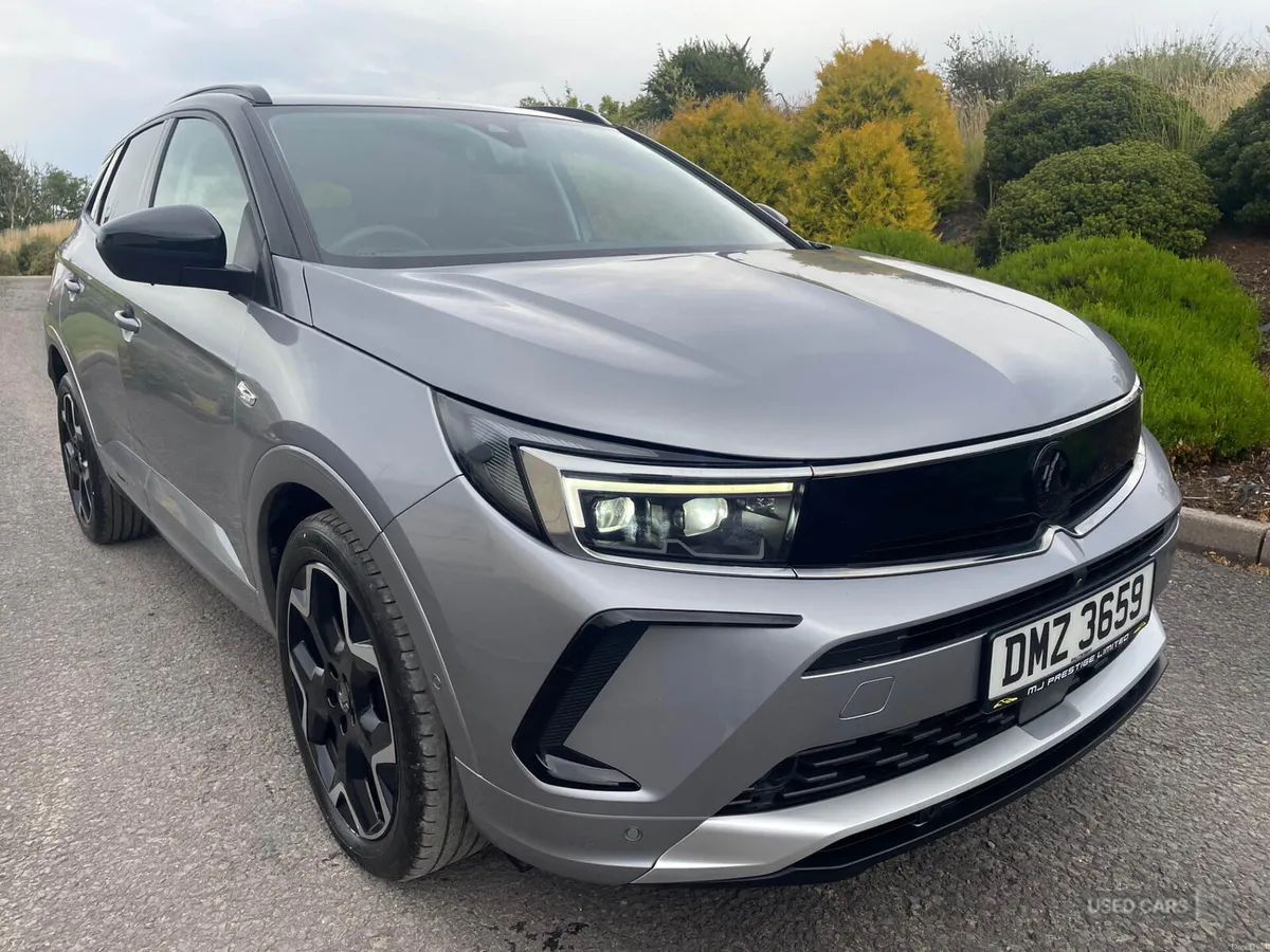 Vauxhall Grandland DIESEL HATCHBACK - Image 3