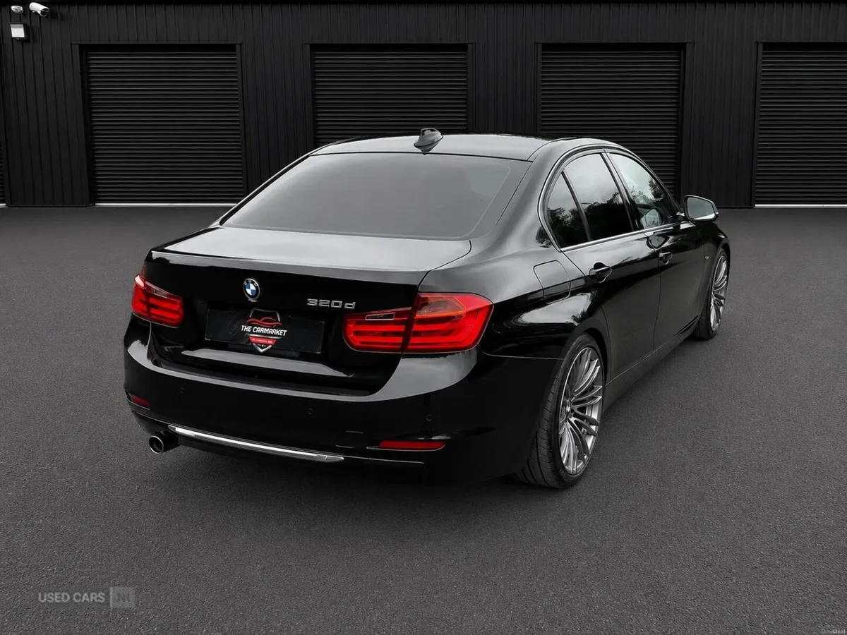 BMW 3-Series 2.0 320d Luxury Auto xDrive Euro 5 (s - Image 5