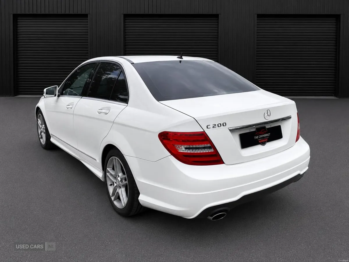 Mercedes-Benz C-Class 1.8 C200 AMG Line 7G-Tronic+ - Image 3