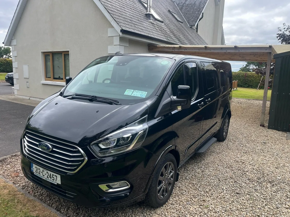 Ford Tourneo Custom - 8 seater AUTOMATIC - Image 2