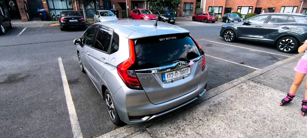 Honda Fit 2017 - Image 4
