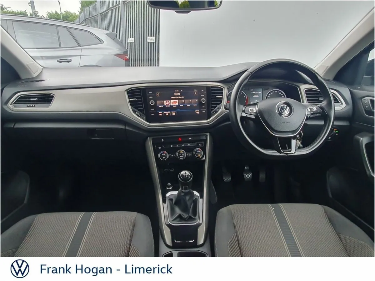 Volkswagen T-Roc 1.5 TSI 150bhp Sport - Image 2