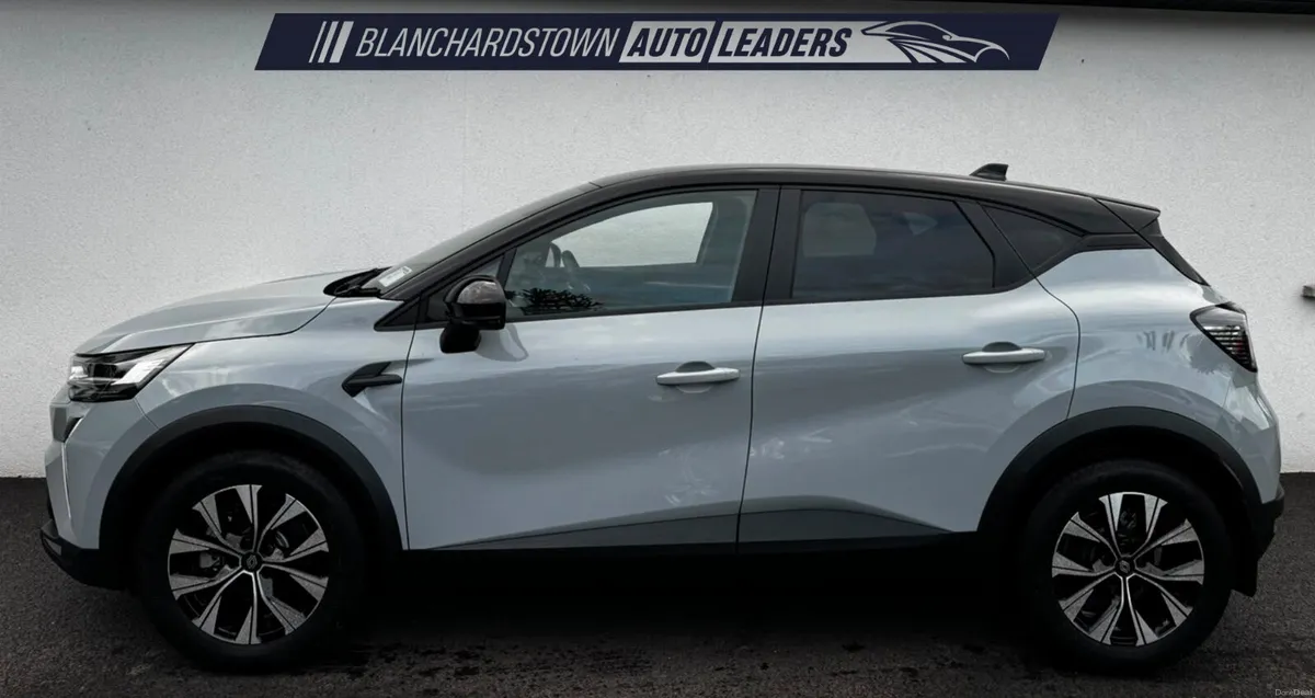 (252) RENAULT CAPTUR 1.6 E-TECH HYBRID EVO 145 BHP - Image 2