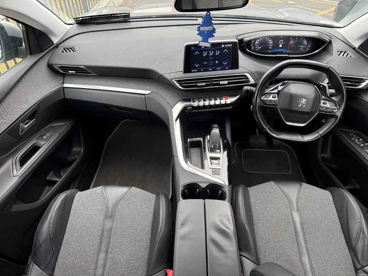 Peugeot 5008 1.6 ALLURE AUTOMATIC 7 SEATER - Image 2