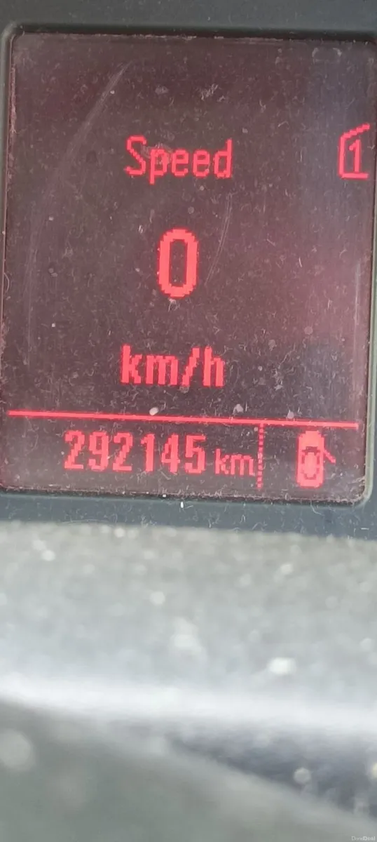 Opel Astra 2015 ( needs gearbox) only 3rd and 5th - Image 2