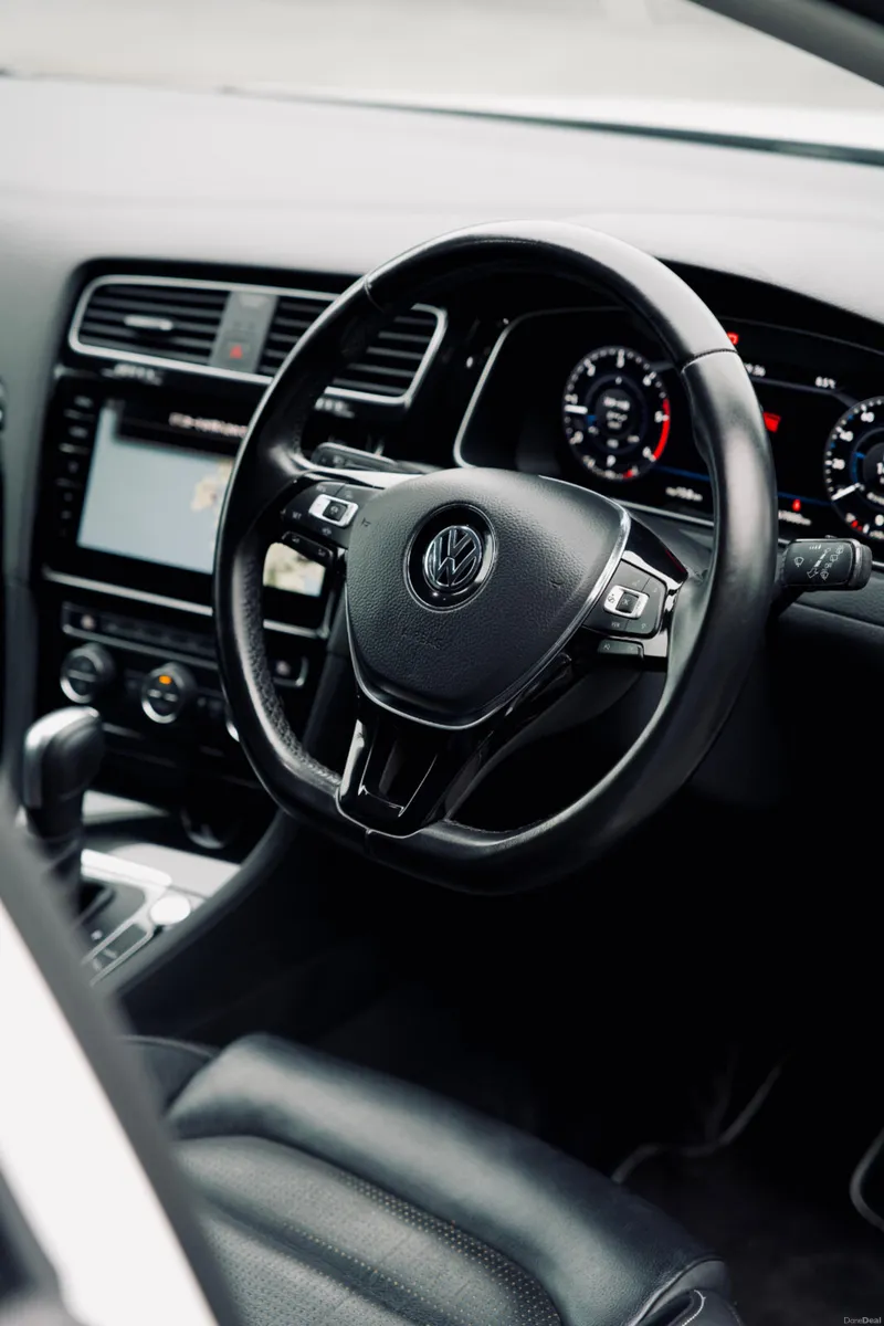 Volkswagen Golf 2.0 TDI 2020 - Image 3