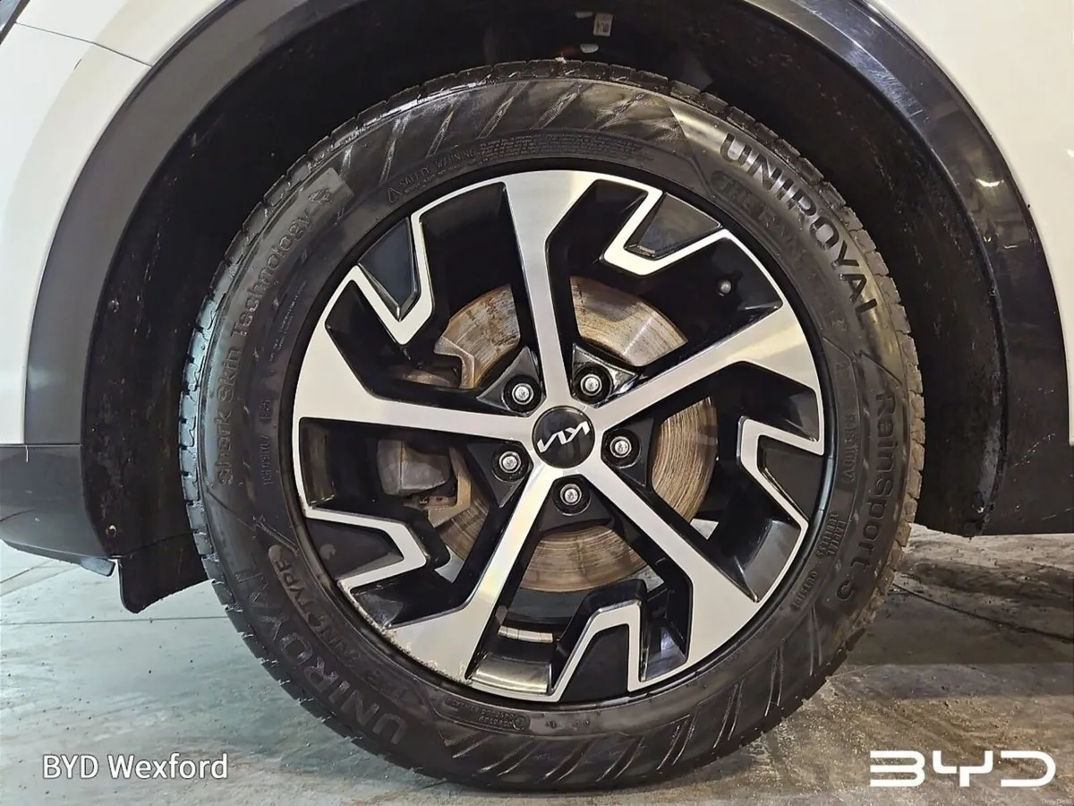 Kia Sportage 1.6 CRDi K4 DIESEL (HUGE SPEC) - Image 5