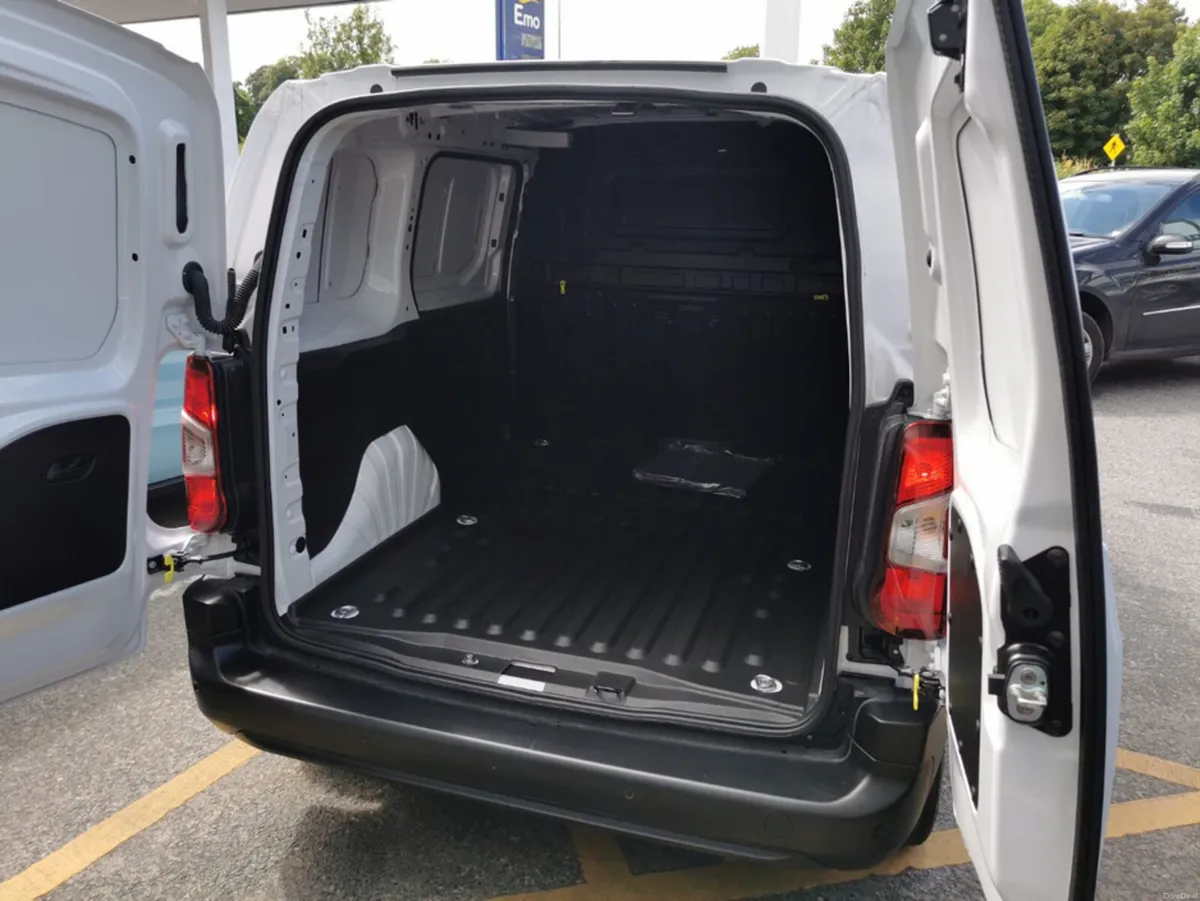 Citroen Berlingo ENTERPRISE BLUEHDI 10 - Image 5