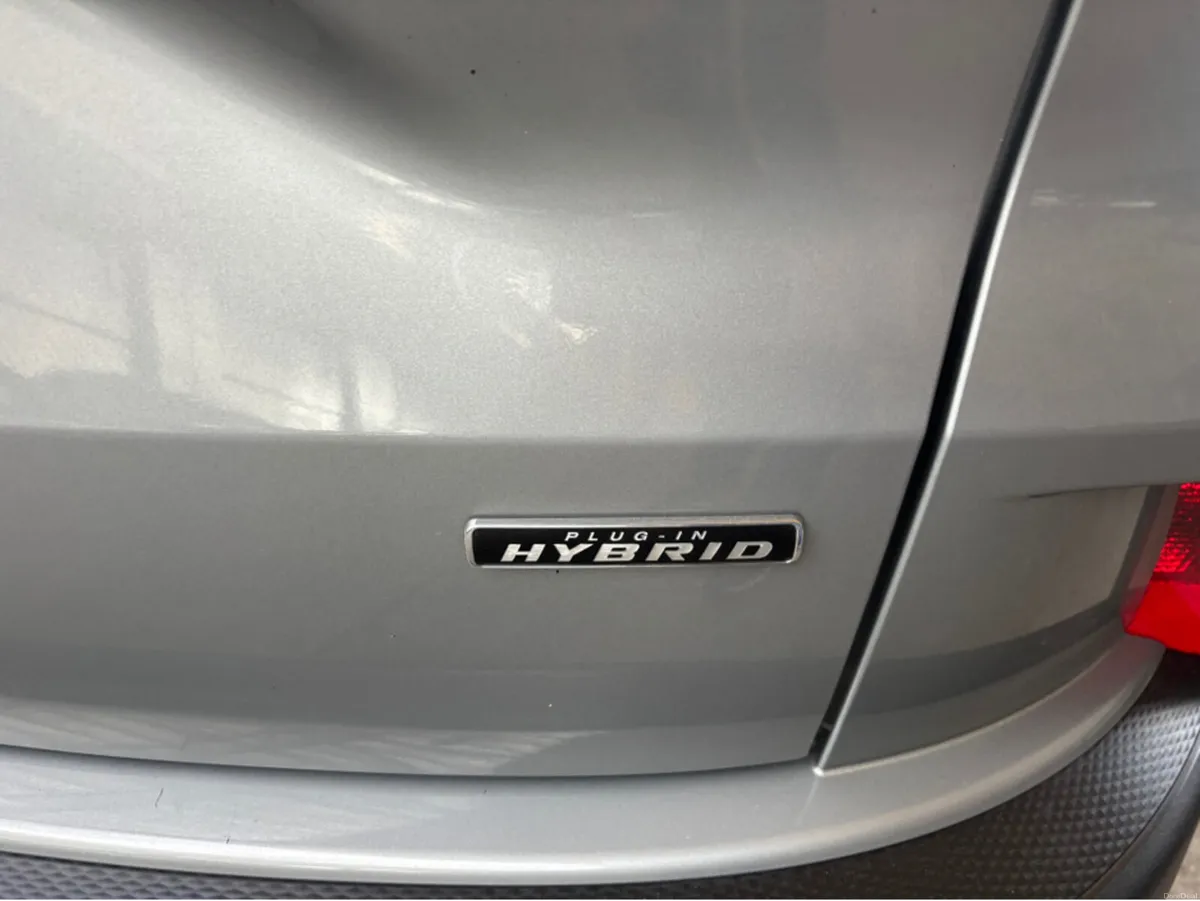Ford Kuga TITANIUM 2.5 PHEV 225 S6.2 CT 4DR Financ - Image 3