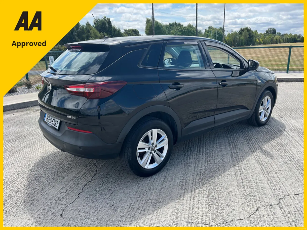 Opel Grandland X SC 1.2I 130PS 4DR - Image 3