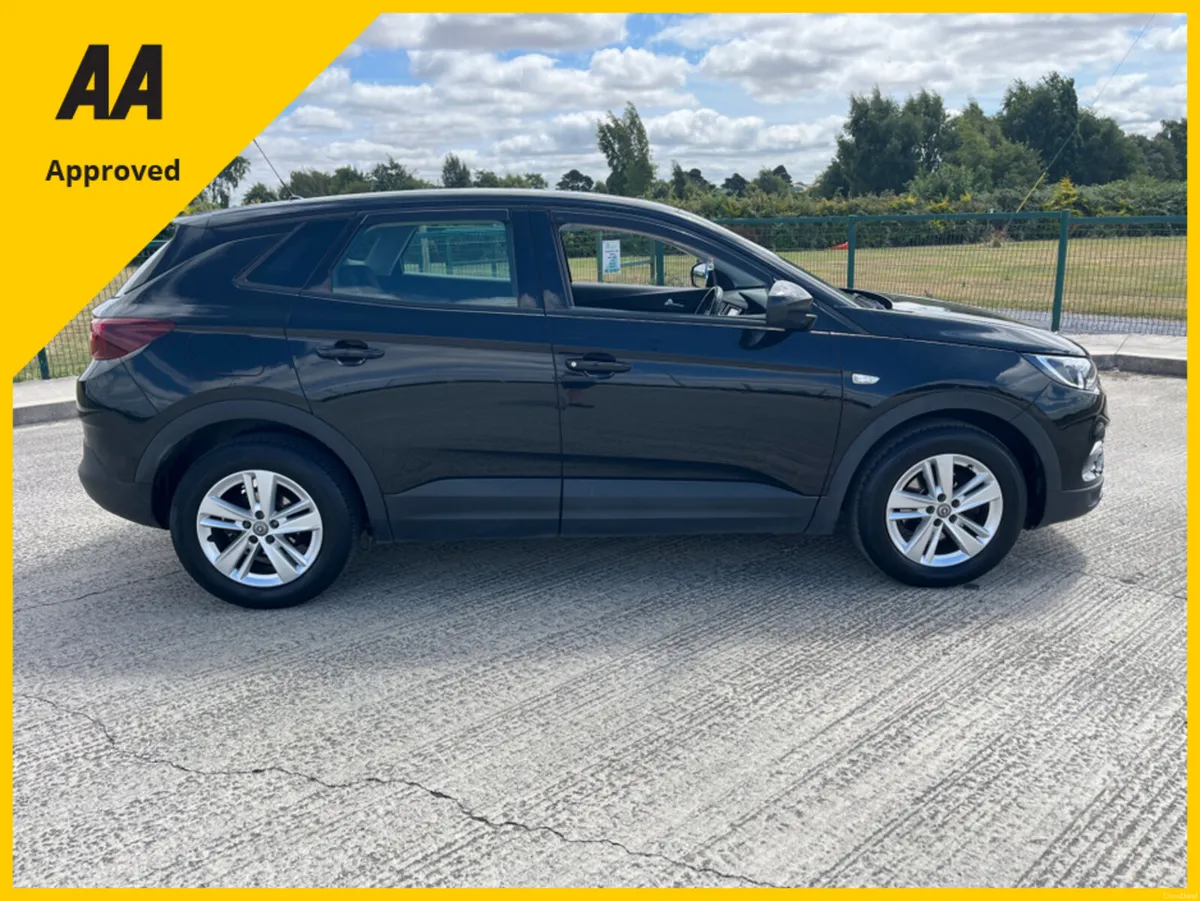 Opel Grandland X SC 1.2I 130PS 4DR - Image 4