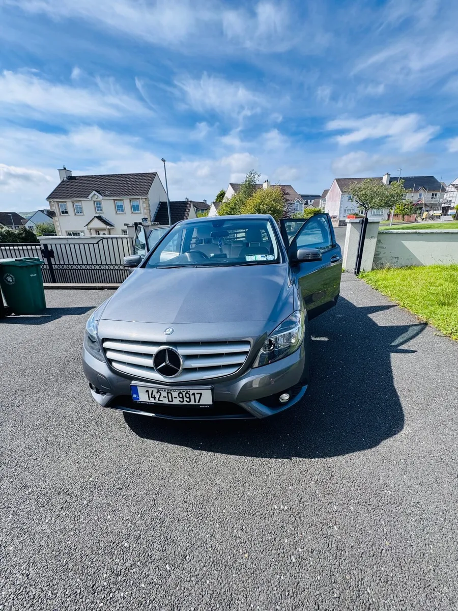 Mercedes-Benz B-Class 2014 - Image 1