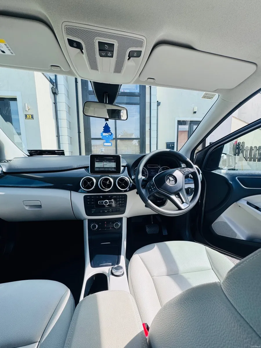 Mercedes-Benz B-Class 2014 Automatic,Only 20837Km - Image 5
