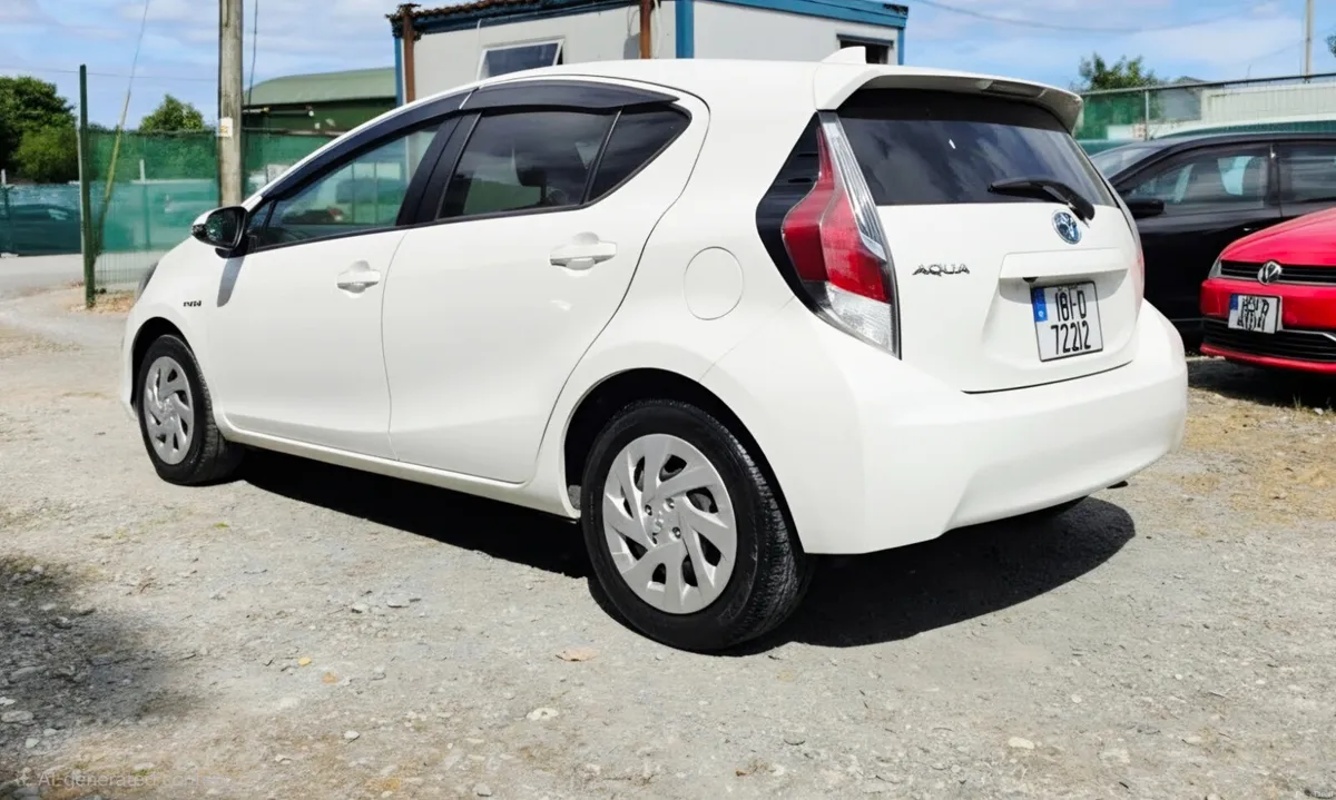 Toyota Aqua - Image 4