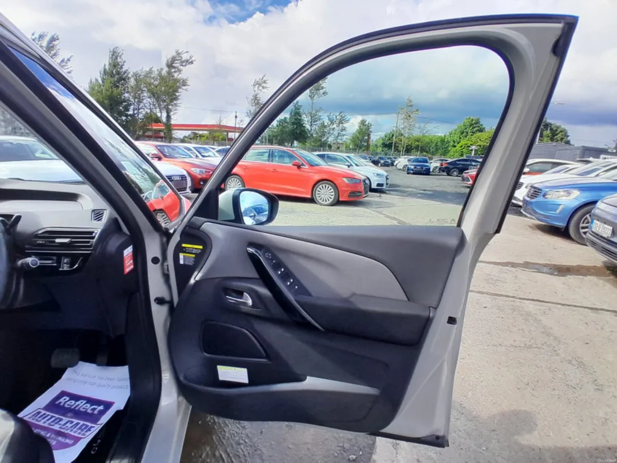 Citroen C4 Picasso Grand 2.0L Diesel Automatic - L - Image 5