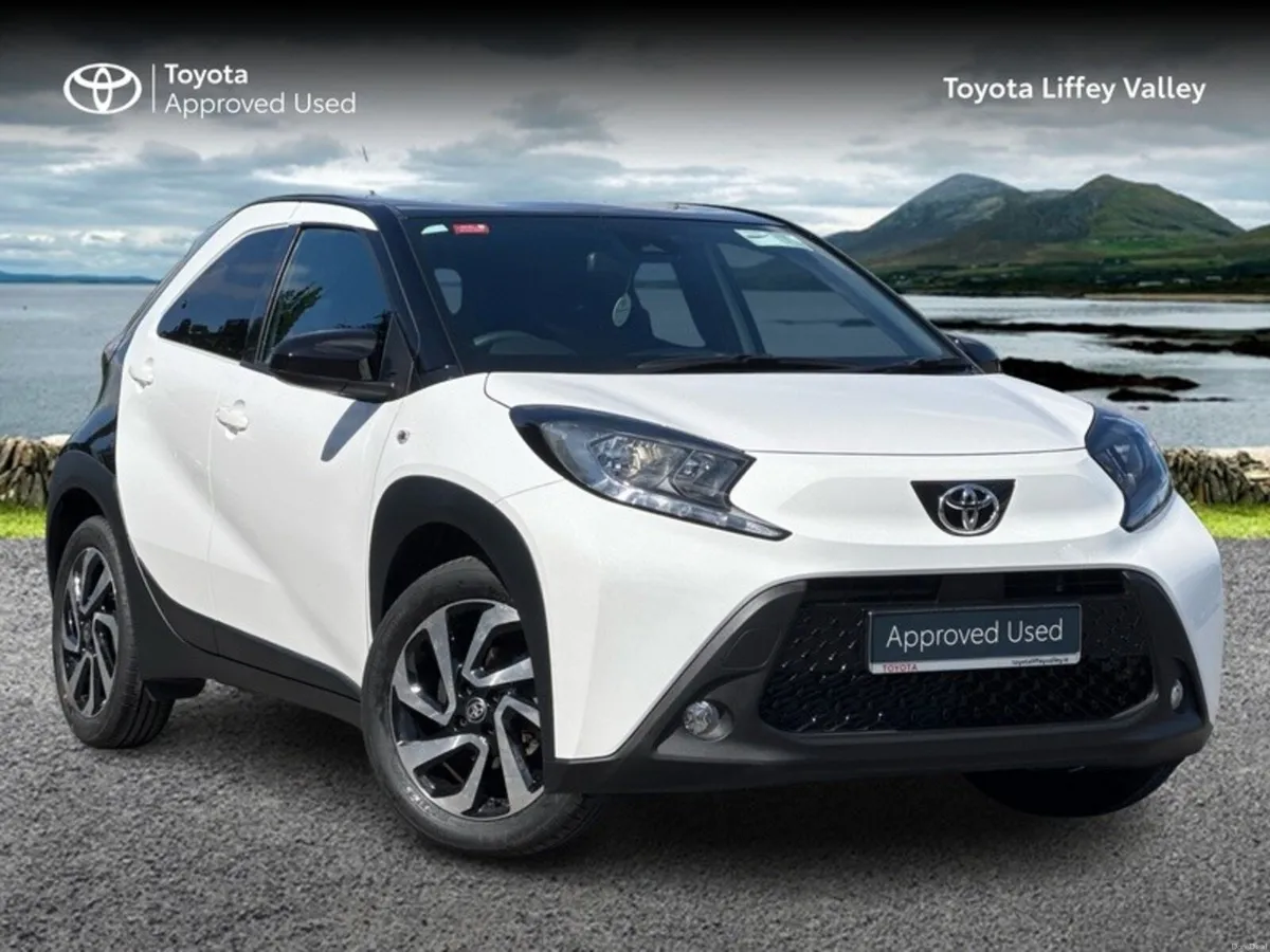 Toyota Aygo X AYGO-X 1.0 DESIGN - Image 1