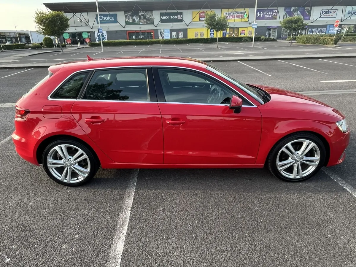 Audi A3 2013 - Image 2