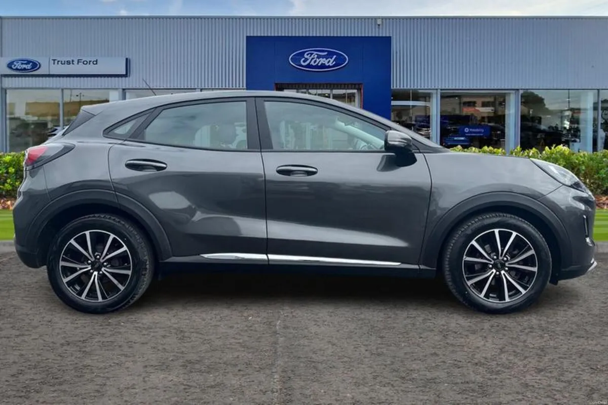 Ford Puma Titanium - Image 3