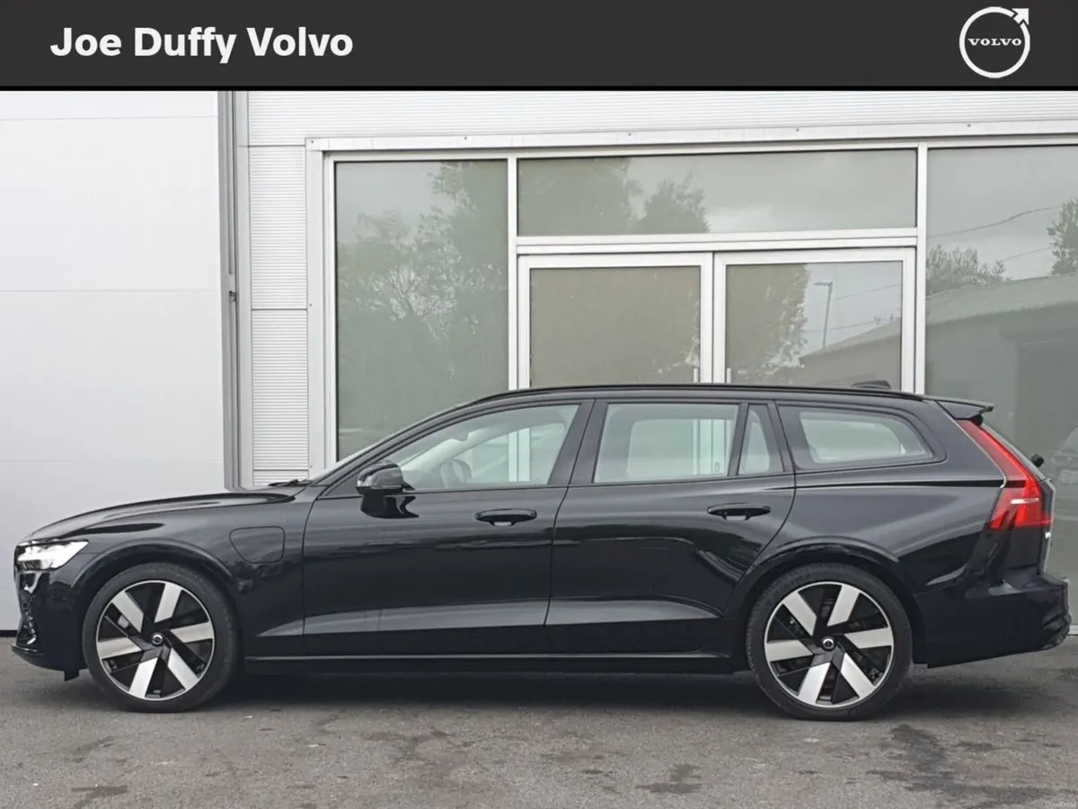 Volvo V60 + T6 Phev Awd Auto  Plus  Recharge T6 35 - Image 3