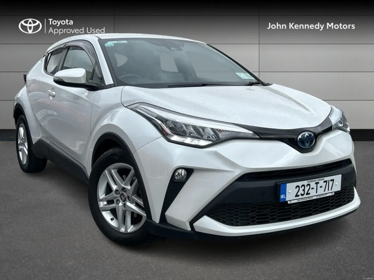 Toyota C-HR HYBRID LUNA 4DR AUTO - Image 1