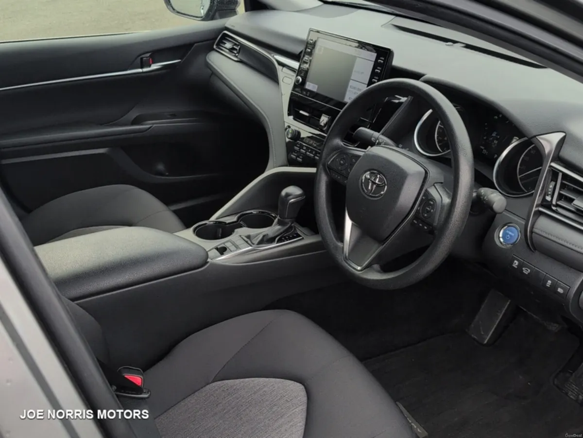 Toyota Camry 2.4 HYBRID X AUTOMATIC - Image 6