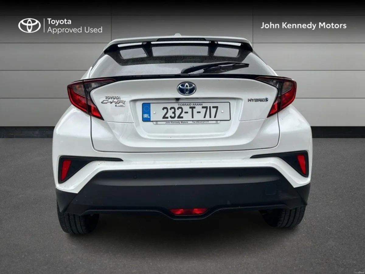 Toyota C-HR HYBRID LUNA 4DR AUTO - Image 4
