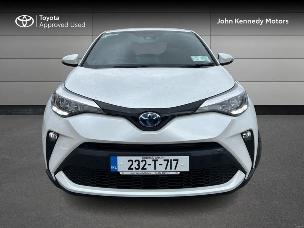 Toyota C-HR HYBRID LUNA 4DR AUTO - Image 5