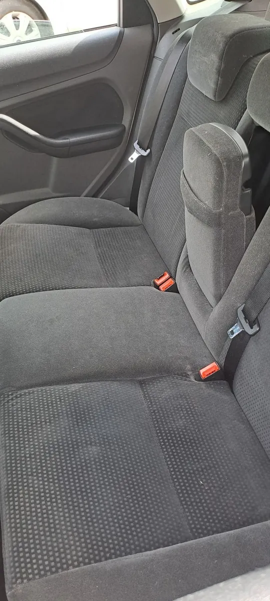 Ford Focus 2006 - Image 4