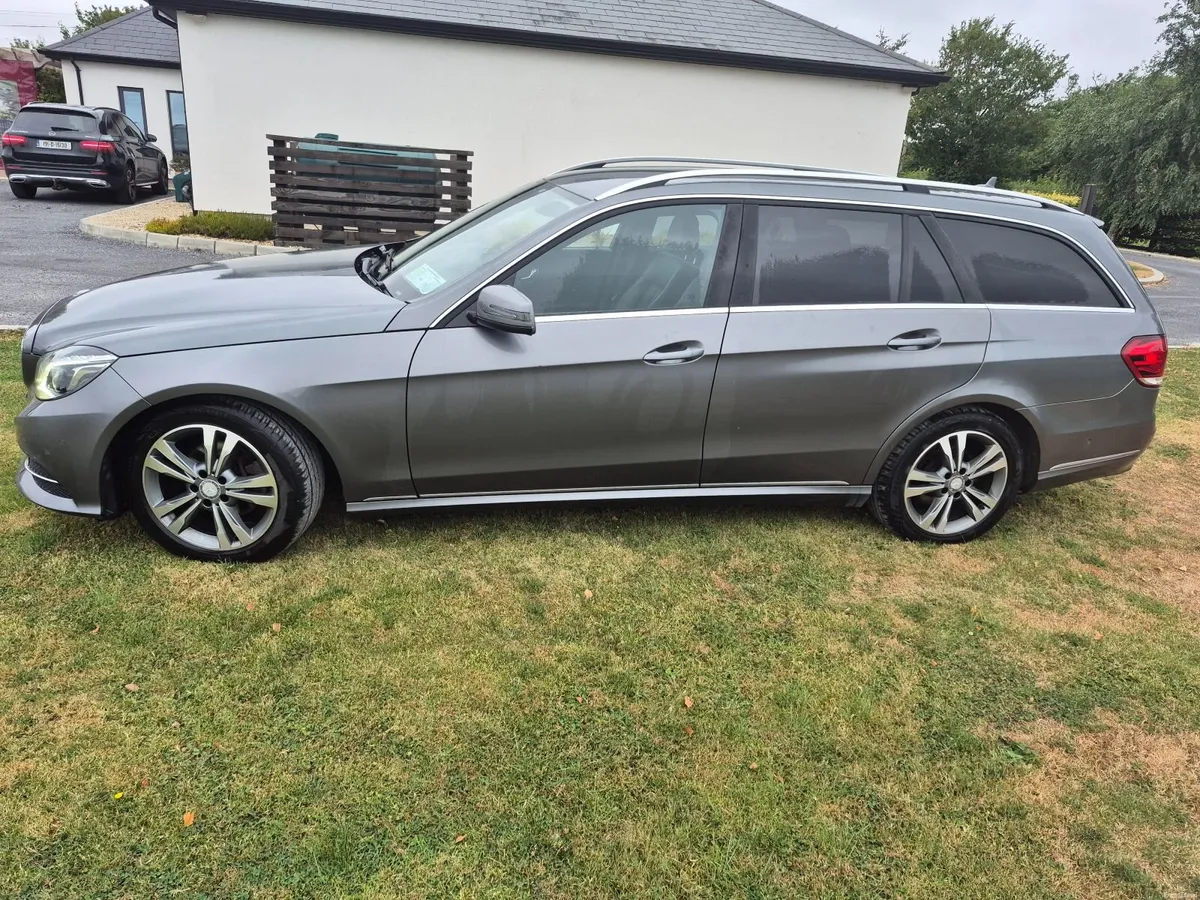 Mercedes-Benz E-Class 2016 - Image 5