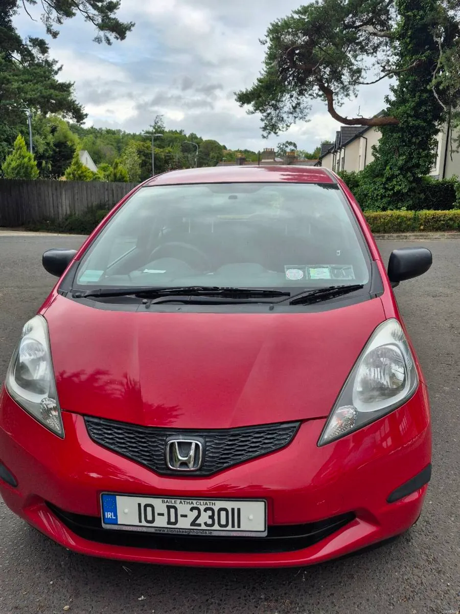 10 Honda Jazz 1.2 - Image 1