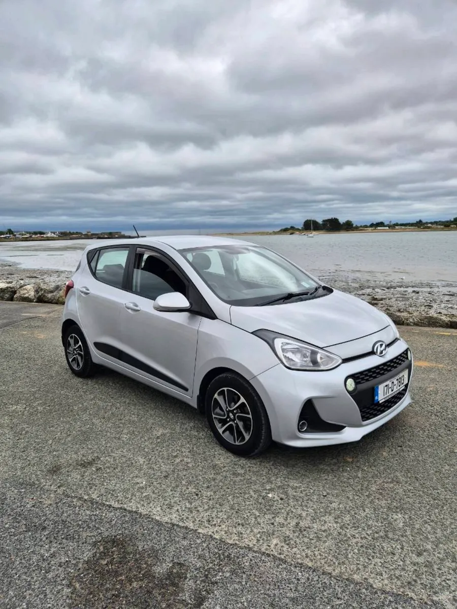 HYUNDAI i10 - Image 1