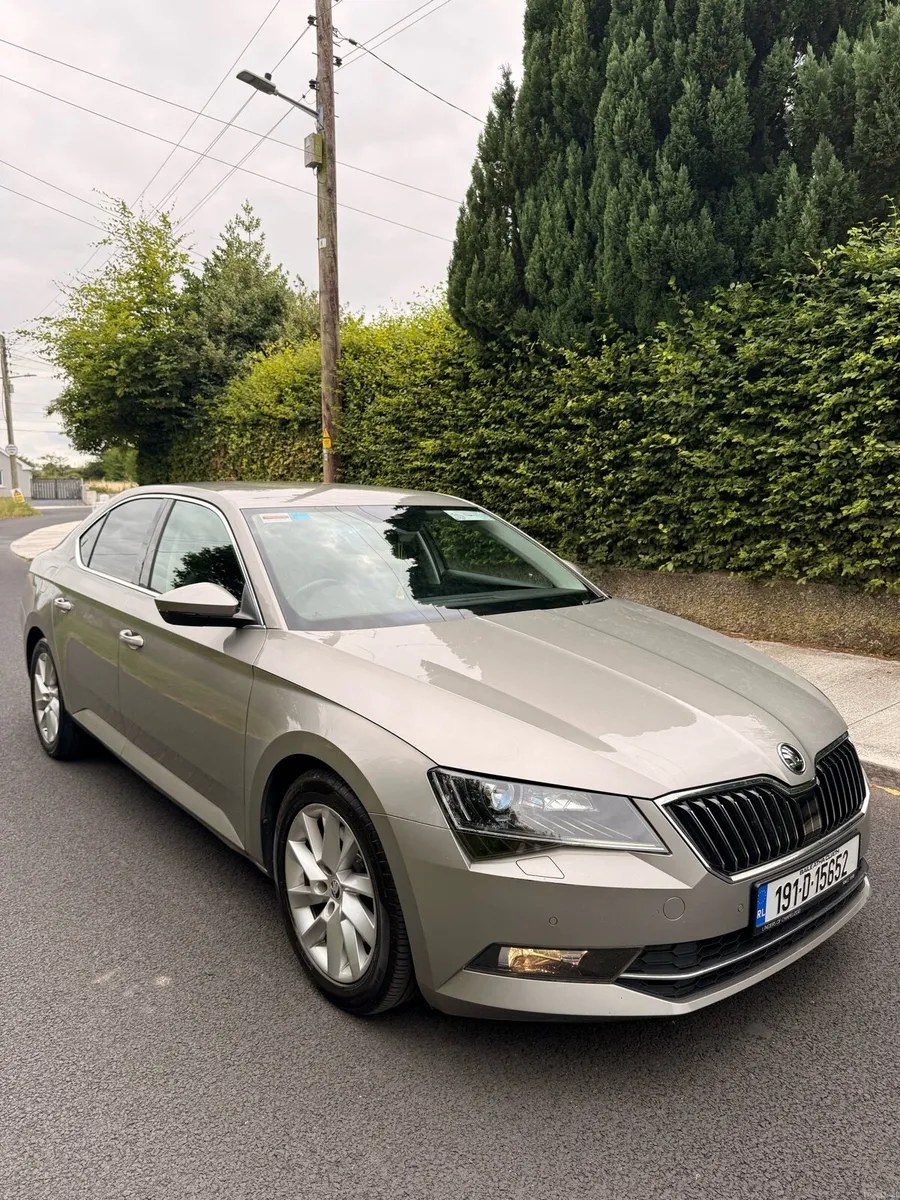 2019 Skoda Superb Automatic - Image 2