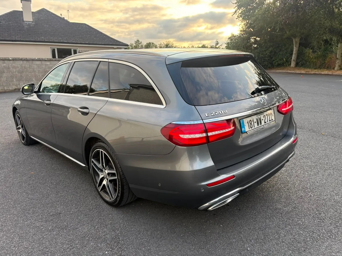 Mercedes Benz E220 Estate - Image 5