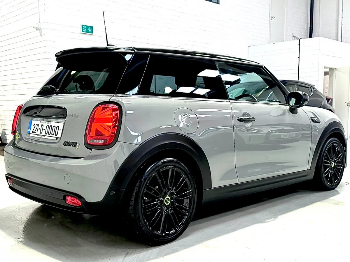 *222*11,000 MILES*MINI COOPER S EV LEVEL 2 - Image 6