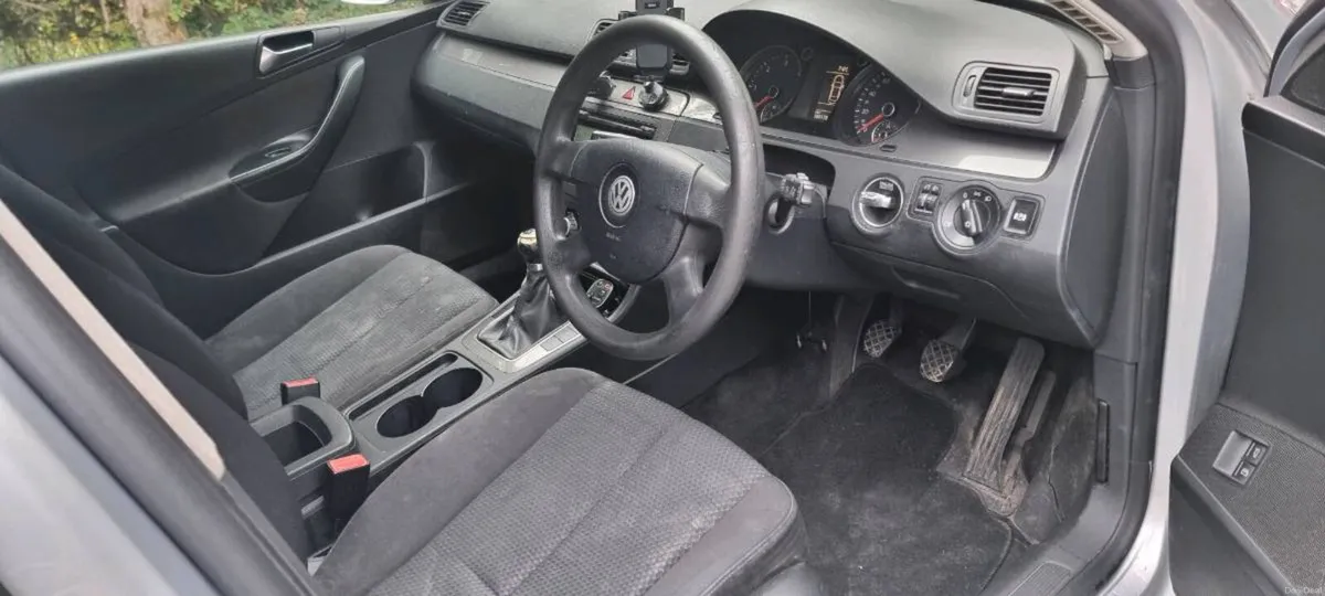vw passat - Image 4