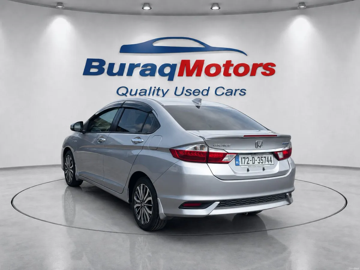 2017 Honda grace Hybrid *Top Spec* - Image 6