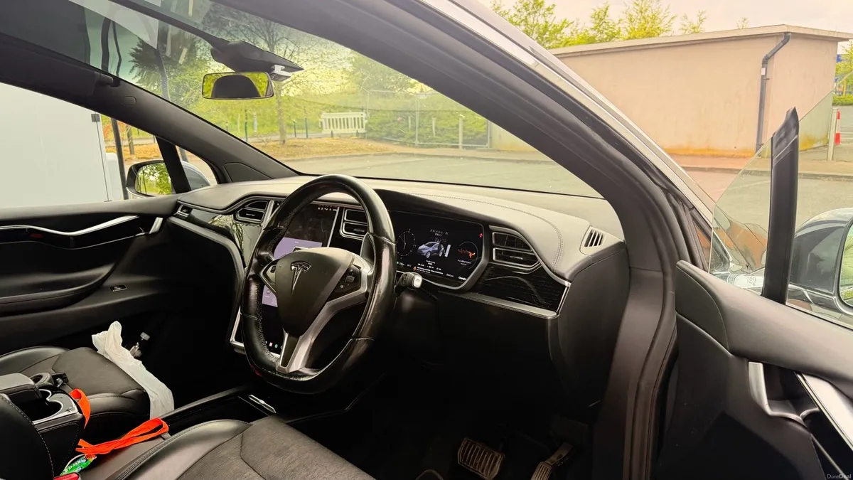 Tesla Model - Image 6