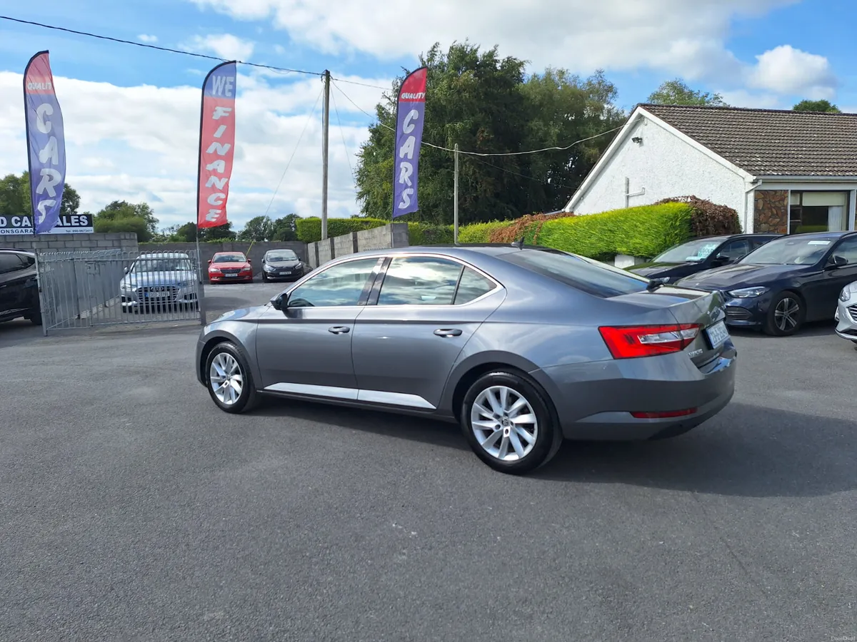 Skoda Superb 2.0 Tdi *Heated Seats/High Spec - Image 5