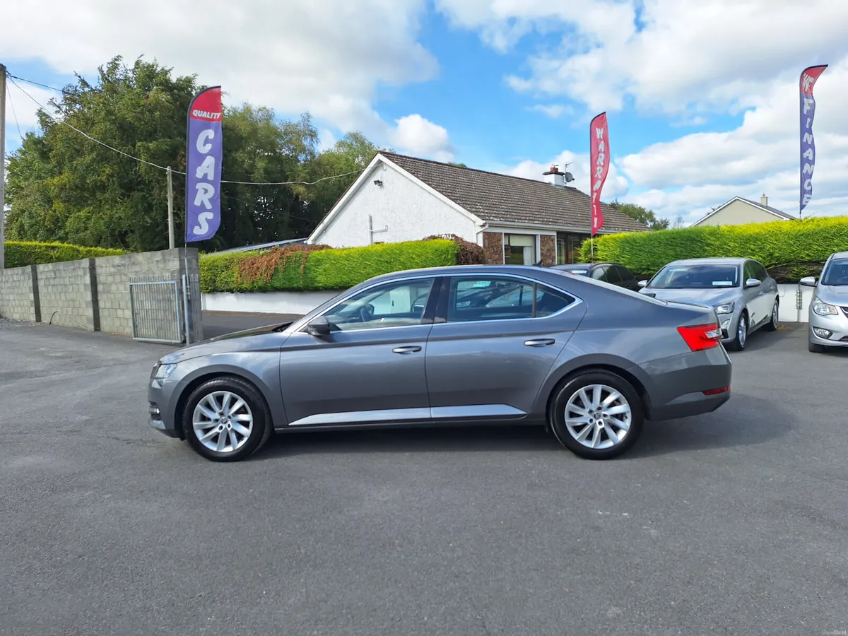 Skoda Superb 2.0 Tdi *Heated Seats/High Spec - Image 6
