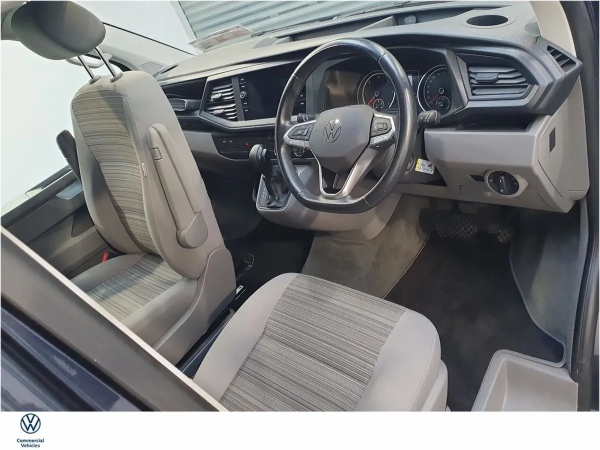 Volkswagen California *** IN STOCK*** Beach 2.0 td - Image 2