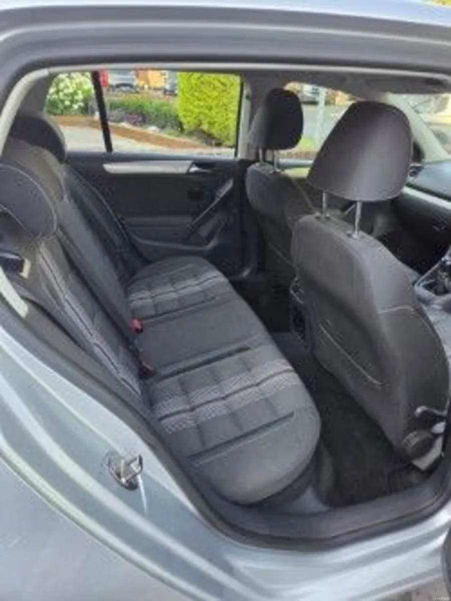 Volkswagen Golf 2012 - Image 3
