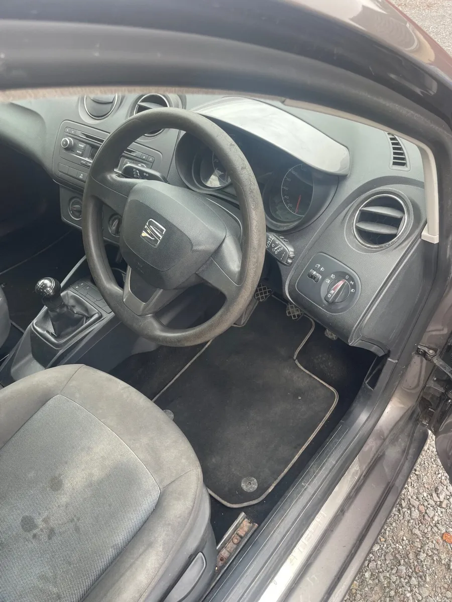 SEAT Ibiza 2015 - Image 5