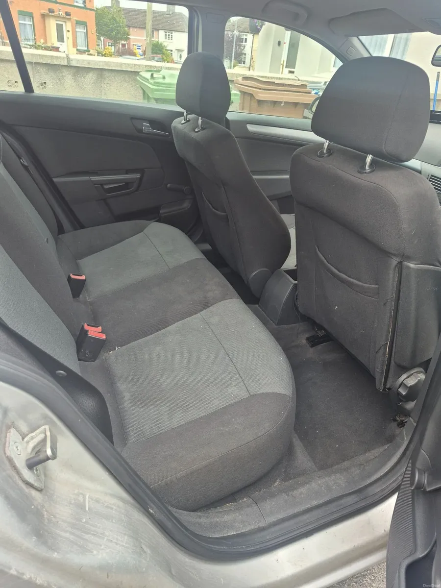 Opel Astra 2007 - Image 4