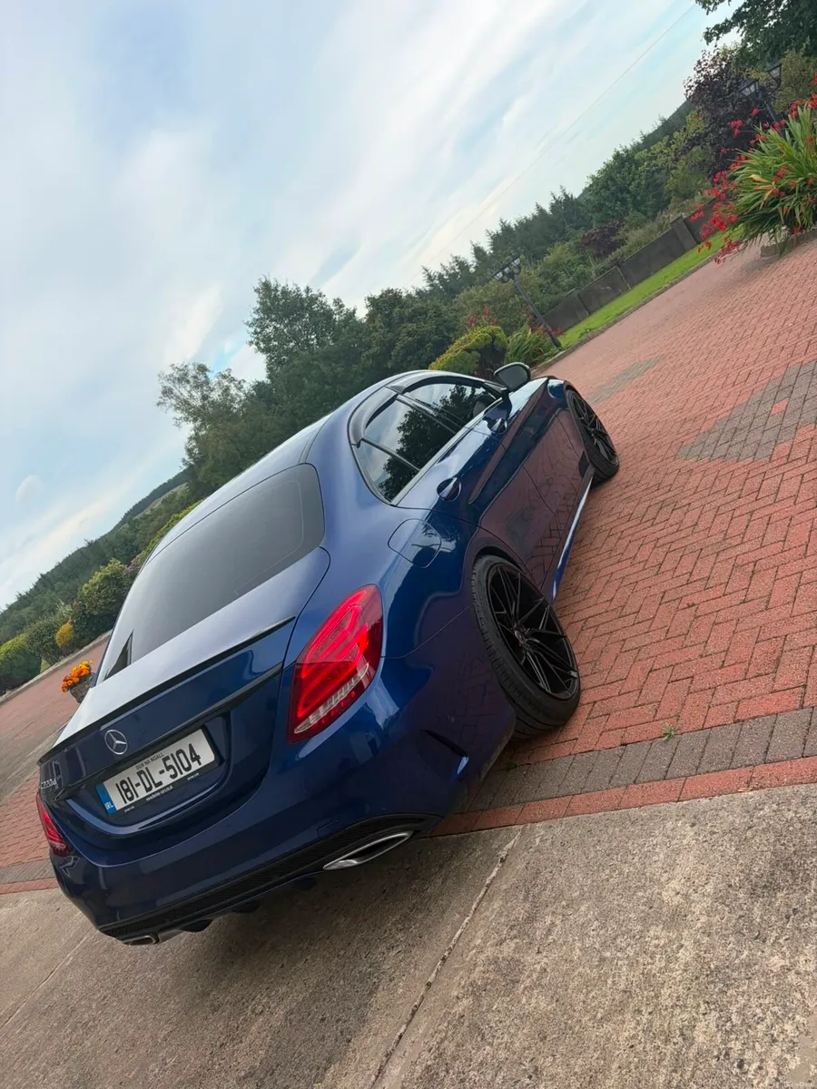 2018 Mercedes C220 - Image 3