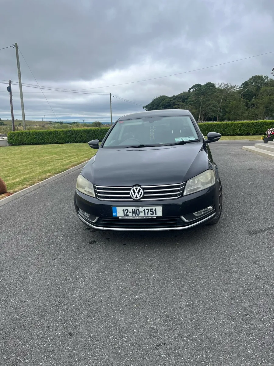 Volkswagen Passat low mileage - Image 2