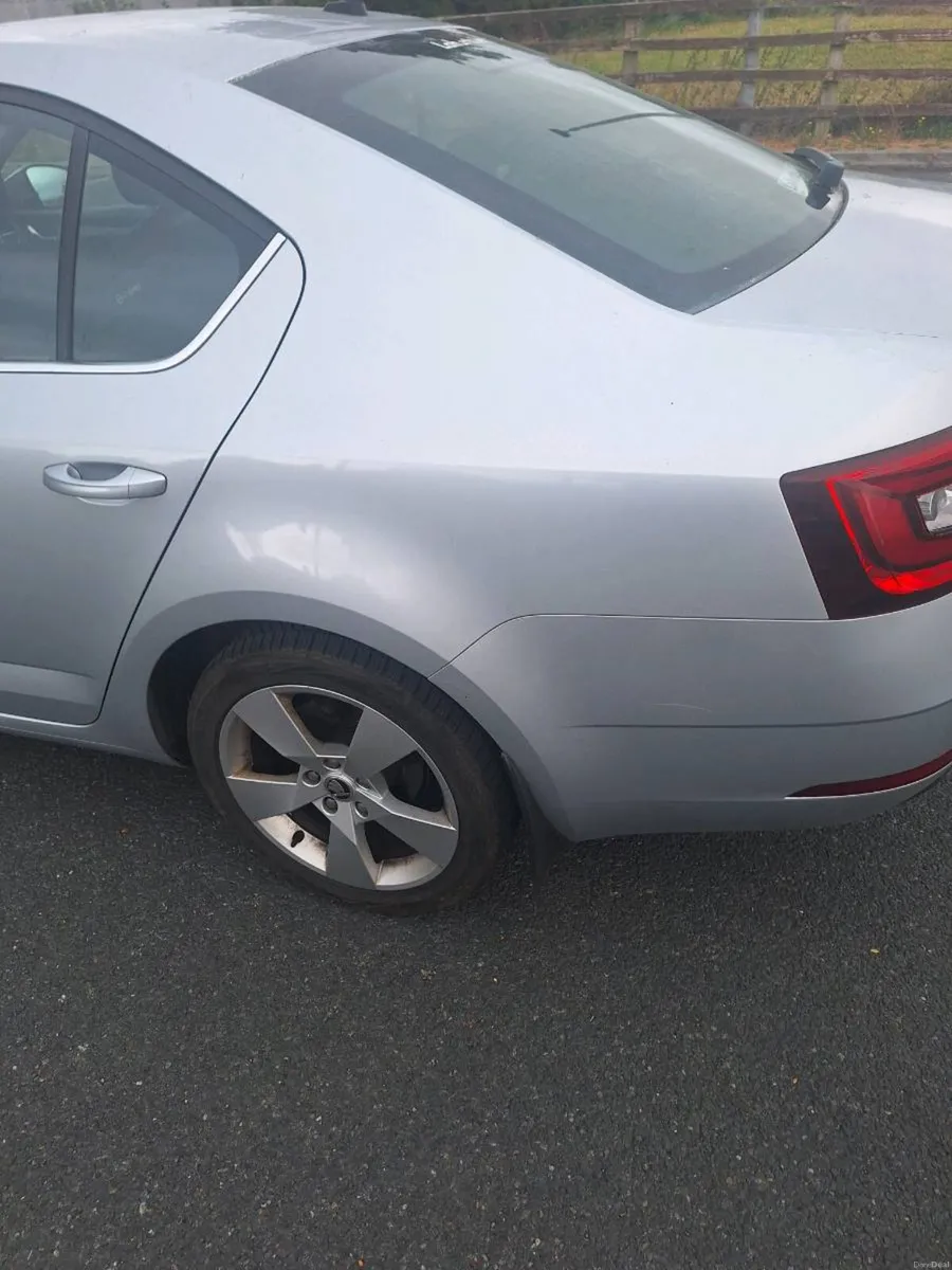 Skoda Octavia Style 2.0tdi 150bhp - Image 3