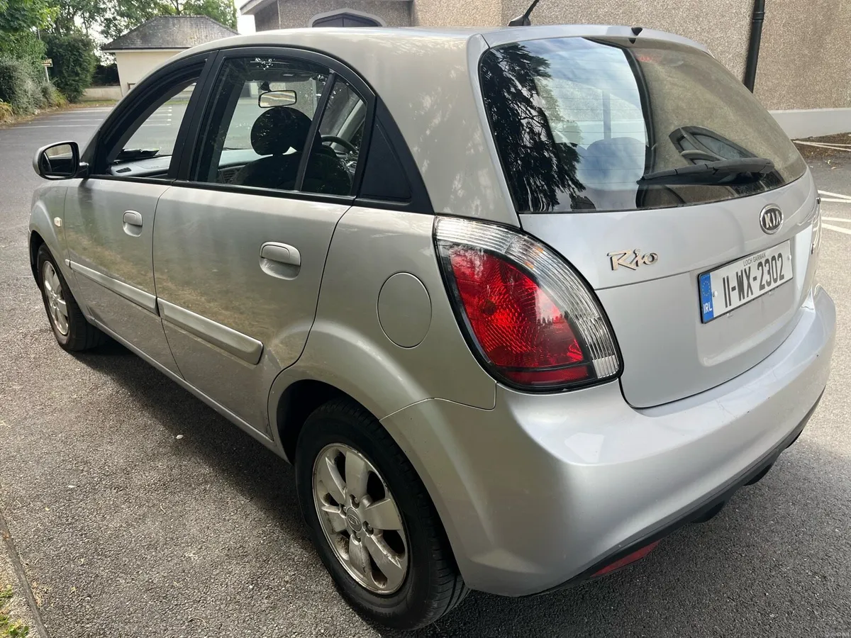 Kia Rio 138 kms - Image 6